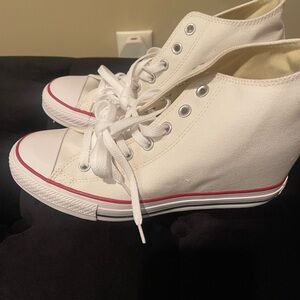 Wedge converse